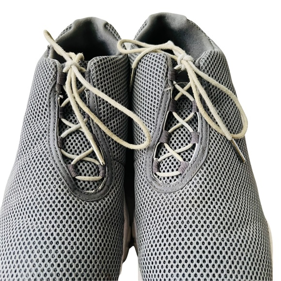 Nike Air Jordan Future Low Grey Mist White Size 12 Sneakers Shoes 718948-003 - Picture 9 of 9